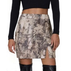 Yousify Floral Mini Print Skort High Waist Zipper closer Sz S Women